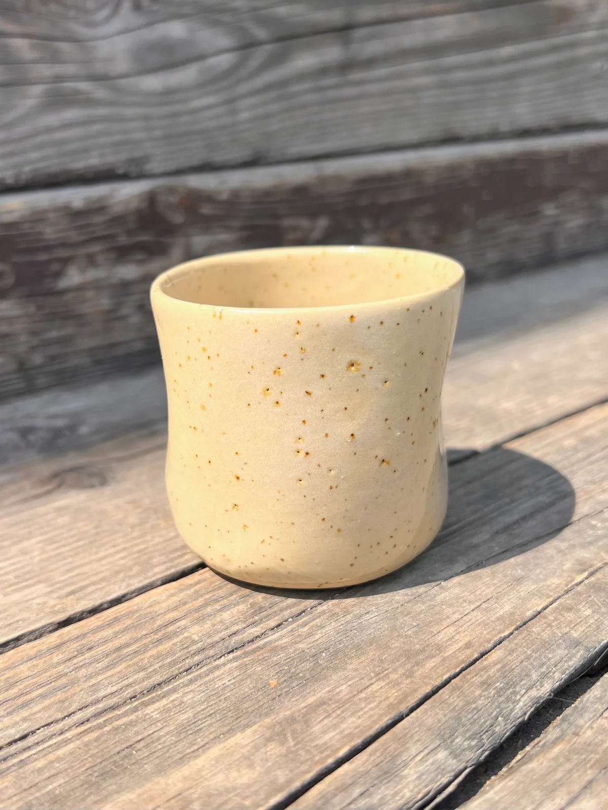 Ceramiczna czarka z wgnieceniem | kardynał - zdjęcie 3 z 7