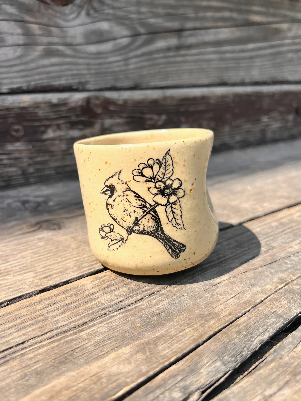 Ceramiczna czarka z wgnieceniem | kardynał - zdjęcie 5 z 7