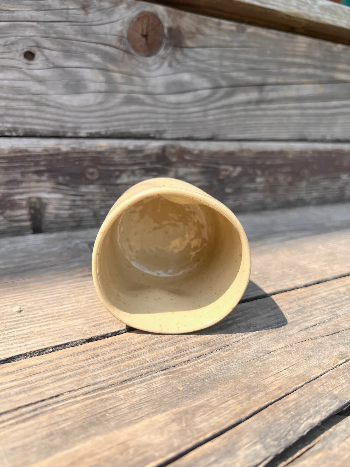 Ceramiczna czarka z wgnieceniem | kardynał - zdjęcie 7 z 7