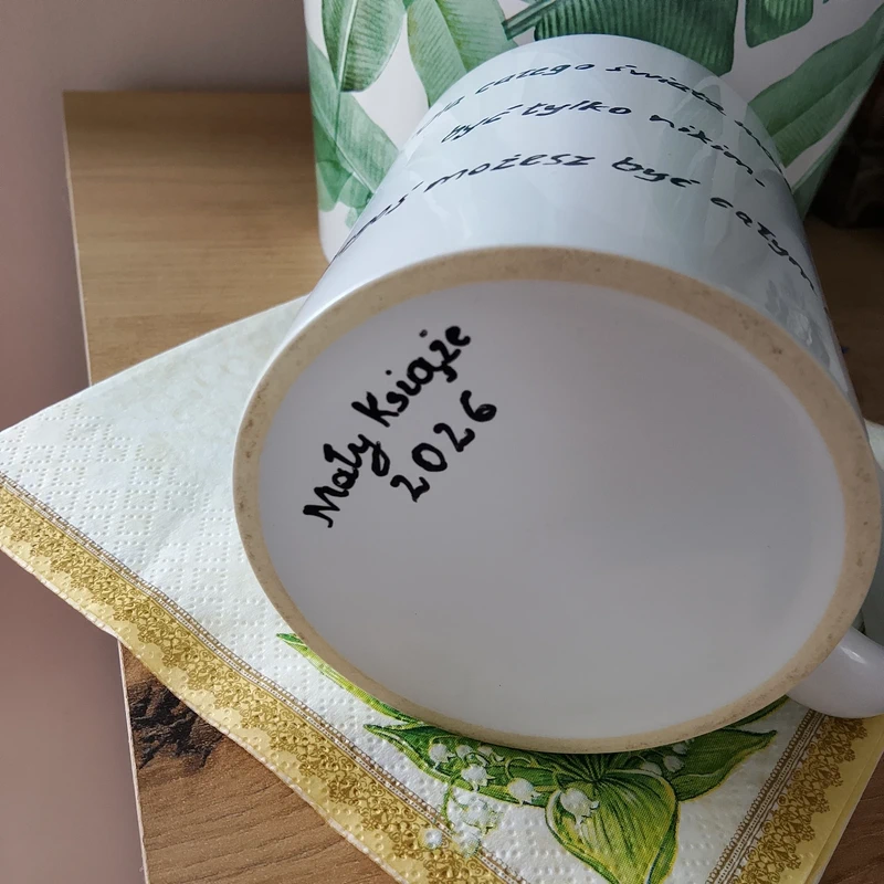 Ręcznie malowany kubek ceramiczny. - zdjęcie 5 z 5