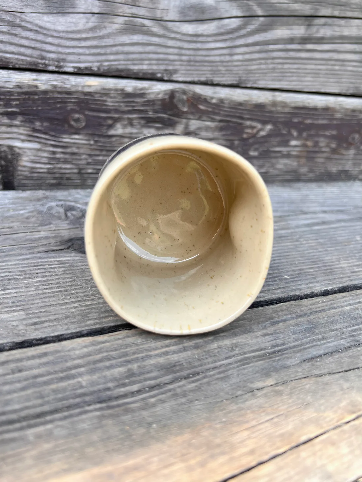 Ceramiczna czarka z wgnieceniem | Gawron - zdjęcie 6 z 7