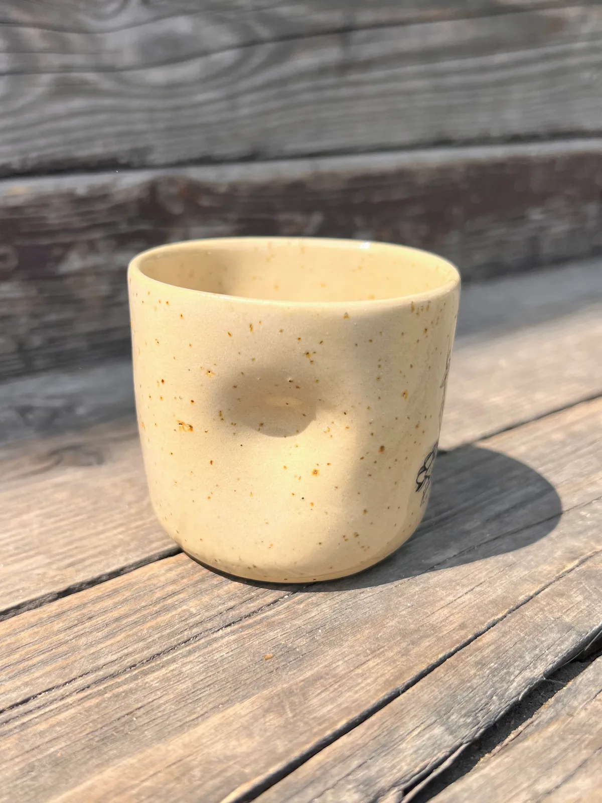 Ceramiczna czarka z wgnieceniem | kardynał - zdjęcie 4 z 7
