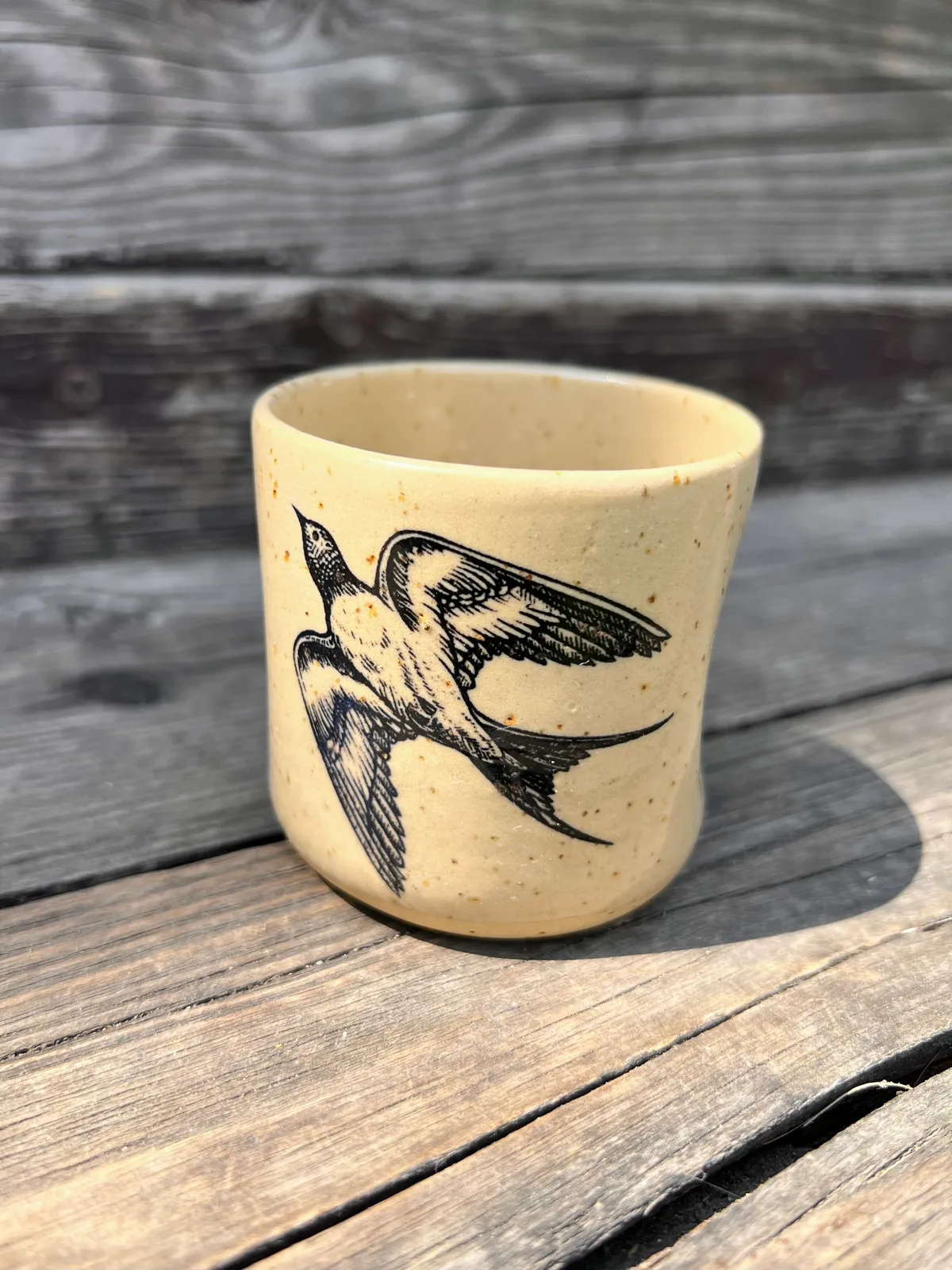 Ceramiczna czarka z wgnieceniem | jaskółka  - zdjęcie 5 z 7