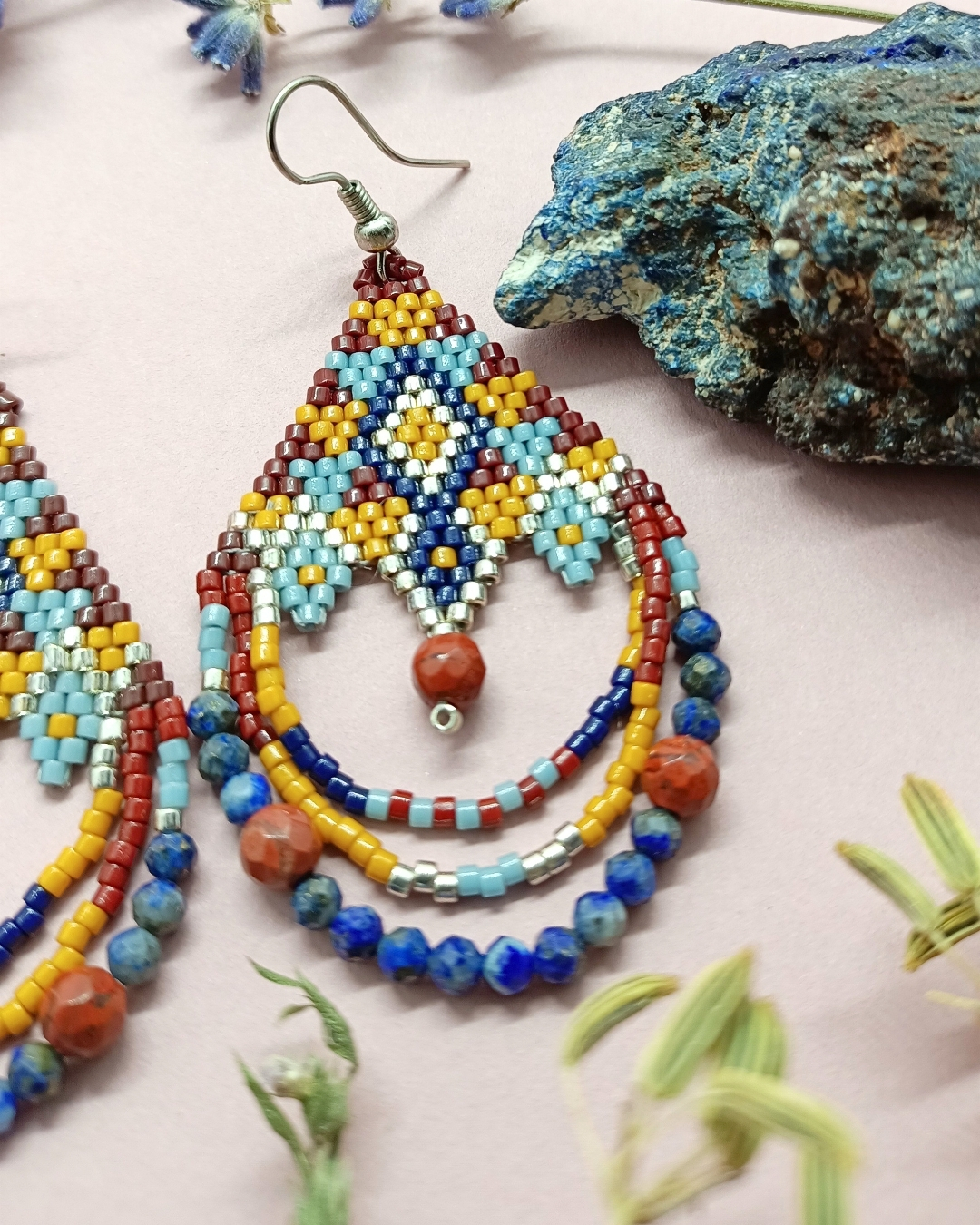 Geometryczne kolczyki z lapis lazuli i jaspisem - zdjęcie 6 z 8