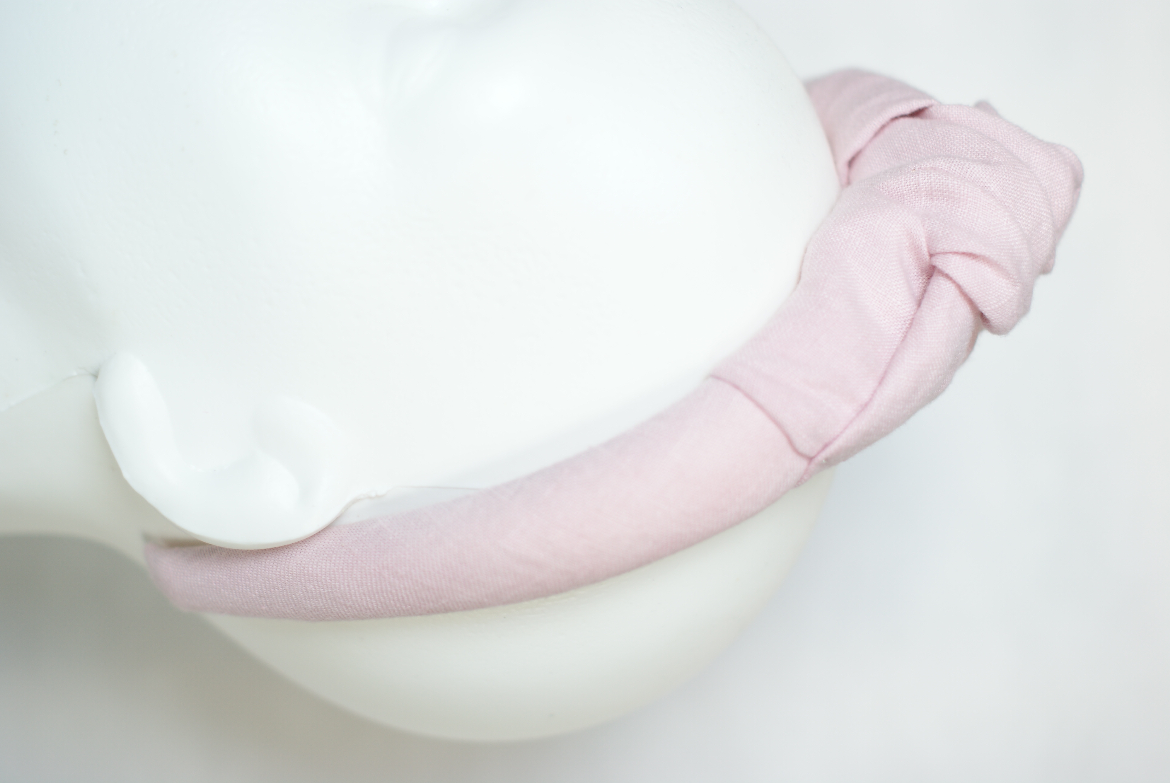 opaska supełek Summer Whisper – Blush Cloud - zdjęcie 2 z 3